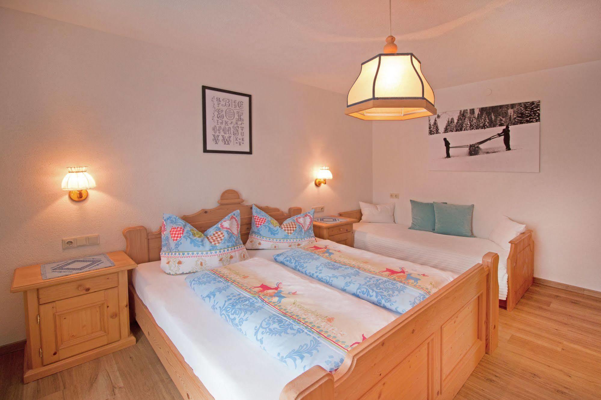 Haus Amann Apartment Берванг Екстериор снимка