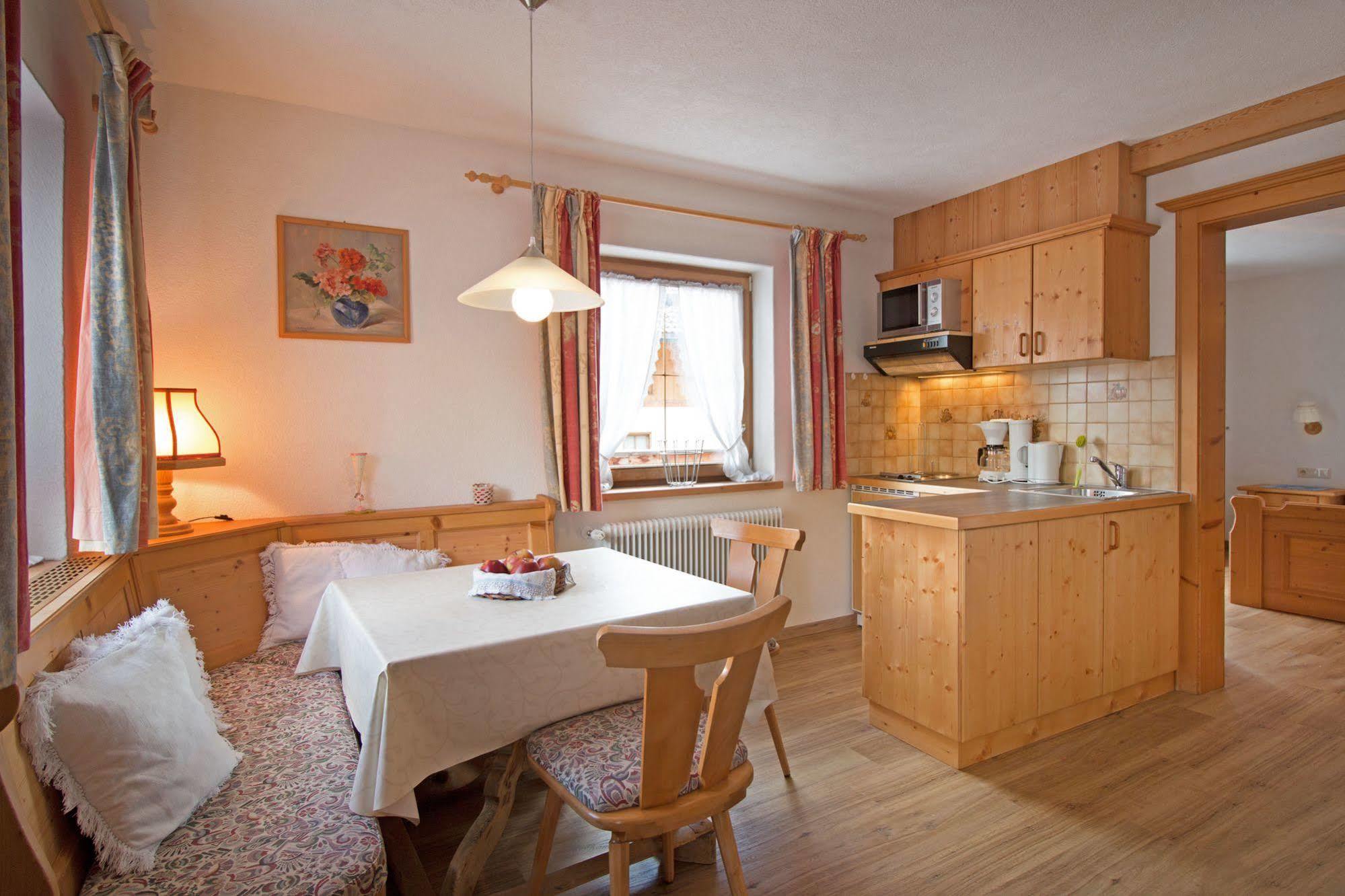 Haus Amann Apartment Берванг Екстериор снимка